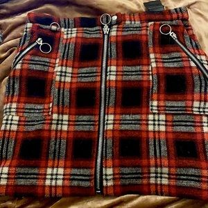 Plaid Zip-Up Skirt *NEVER WORN